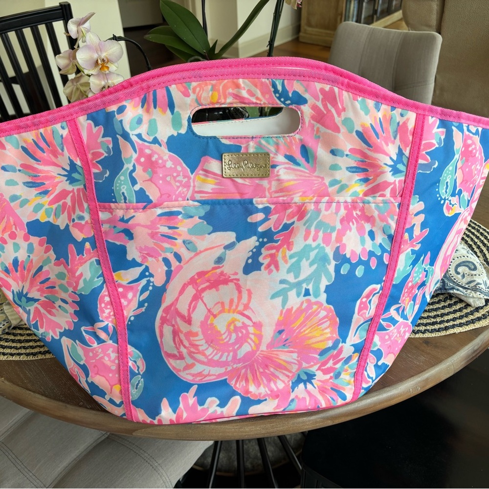 Lilly Pulitzer Cooler bag like new